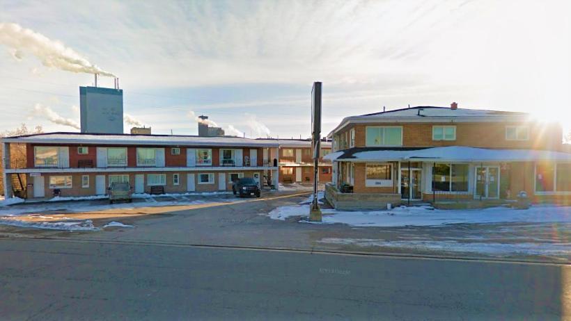 Chalet Inn Motel Dryden Bagian luar foto